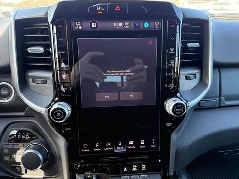 New 2026 RAM 1500 4x4 Crew Cab image 26