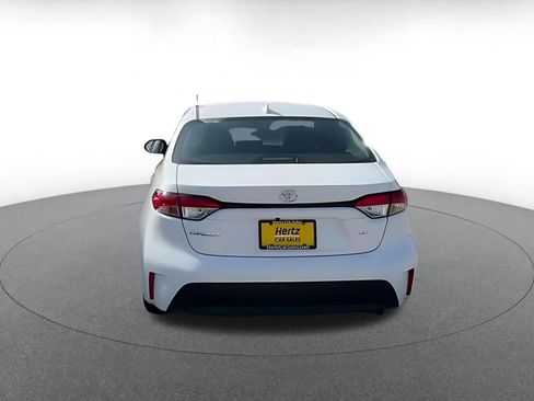 Used 2025 Toyota Corolla LE FWD image 10