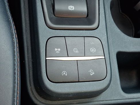 Used 2022 Ford Maverick Lariat w/ Equipment Group 500A Standard AWD/4WD image 25