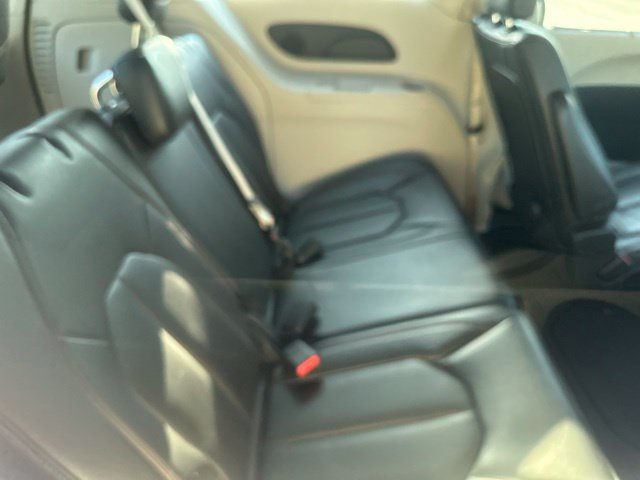 Used 2017 Chrysler Pacifica Touring-L Plus FWD image 15