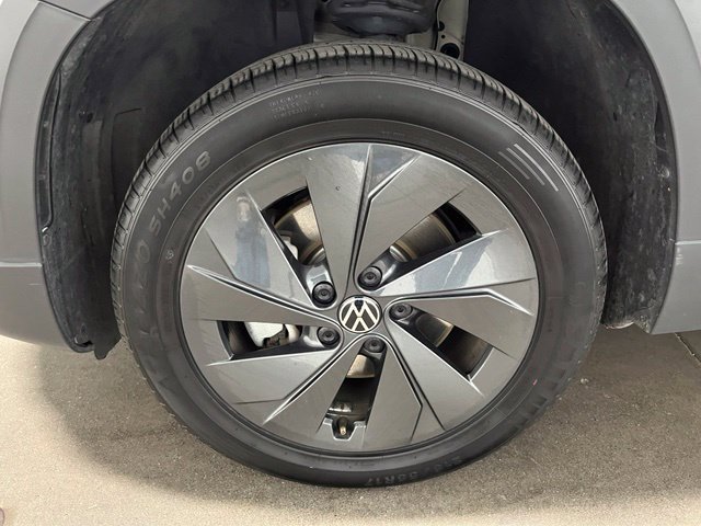Used 2025 Volkswagen Taos S FWD image 28