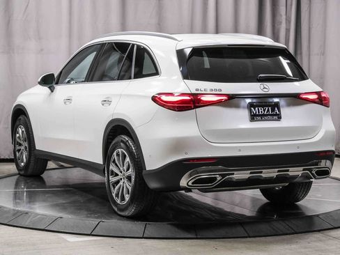 Certified 2026 Mercedes-Benz GLC 300 image 2