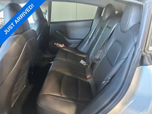 Used 2019 Tesla Model 3 Standard Range Plus RWD image 5