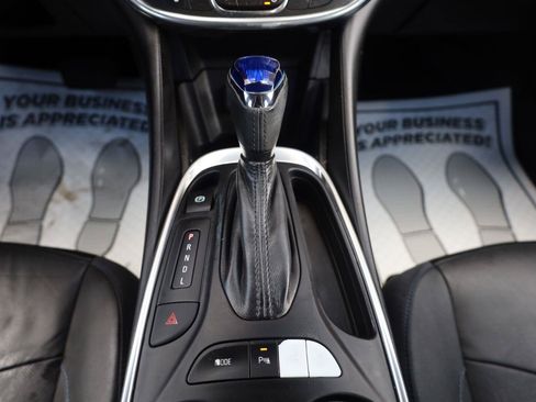 Used 2017 Chevrolet Volt Premier w/ Driver Confidence II Package FWD image 36