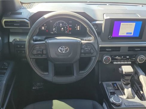 Certified 2024 Toyota Tacoma SR5 AWD/4WD image 15