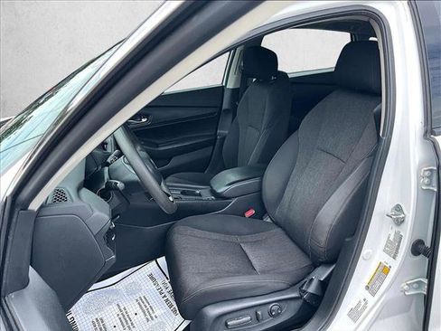 Used 2024 Honda Accord EX image 27