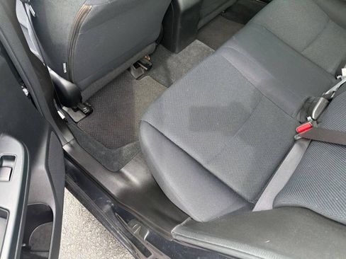 Used 2013 Subaru Impreza 2.0i AWD/4WD image 8