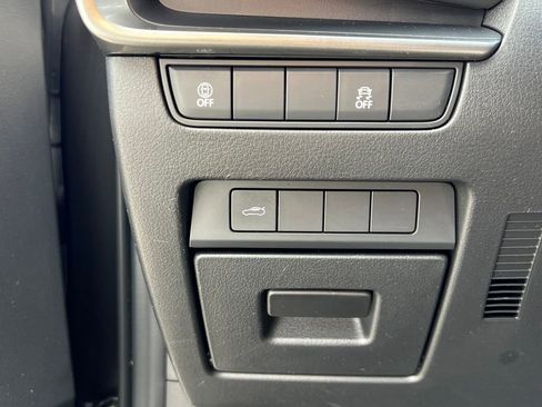 Used 2021 MAZDA MAZDA3 s image 15