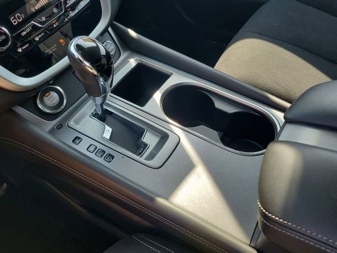 Used 2021 Nissan Murano SV FWD image 16
