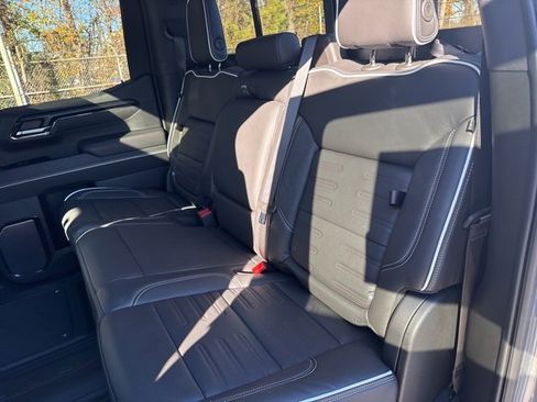 Used 2024 GMC Sierra 1500 AT4X image 31