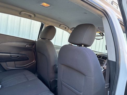 Used 2015 Chevrolet Sonic LT image 16