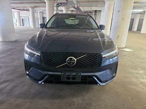 Used 2026 Volvo XC60 B5 Plus w/ Climate Package PRO AWD/4WD image 5