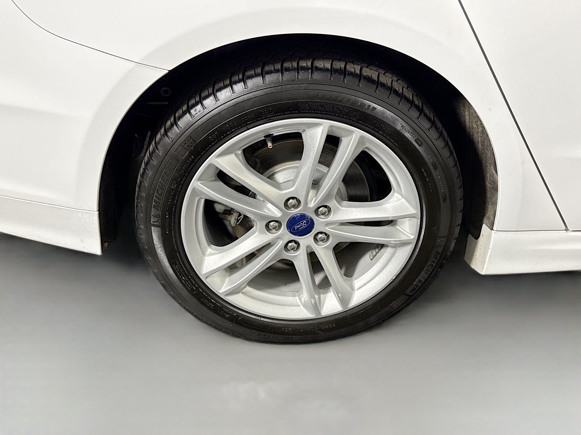 Used 2018 Ford Fusion S FWD image 33