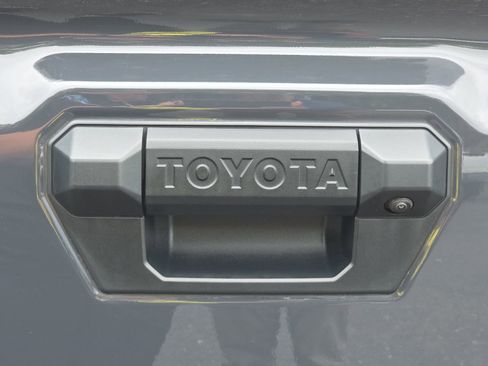 Used 2024 Toyota Tacoma TRD Sport w/ TRD Sport Upgrade Package AWD/4WD image 13