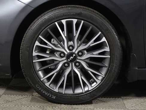 Used 2023 Kia Forte GT-Line w/ GT-Line Premium Package FWD image 23