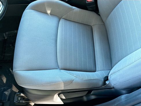 Used 2021 Toyota Corolla SE image 18