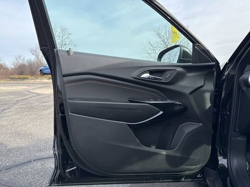 New 2026 Chevrolet Trax RS w/ Driver Confidence Package image 7