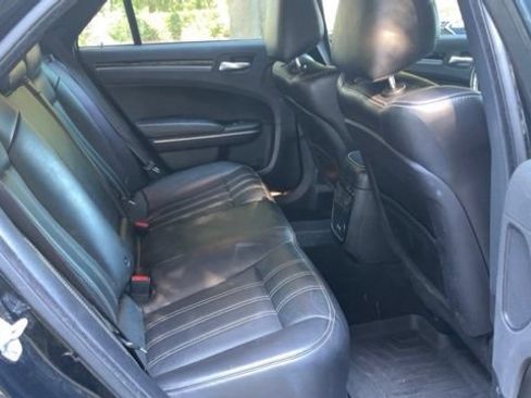 Used 2021 Chrysler 300 S w/ S Model Appearance Package RWD image 13