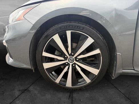 Used 2020 Nissan Altima 2.5 SR w/ Premium Package AWD/4WD image 14