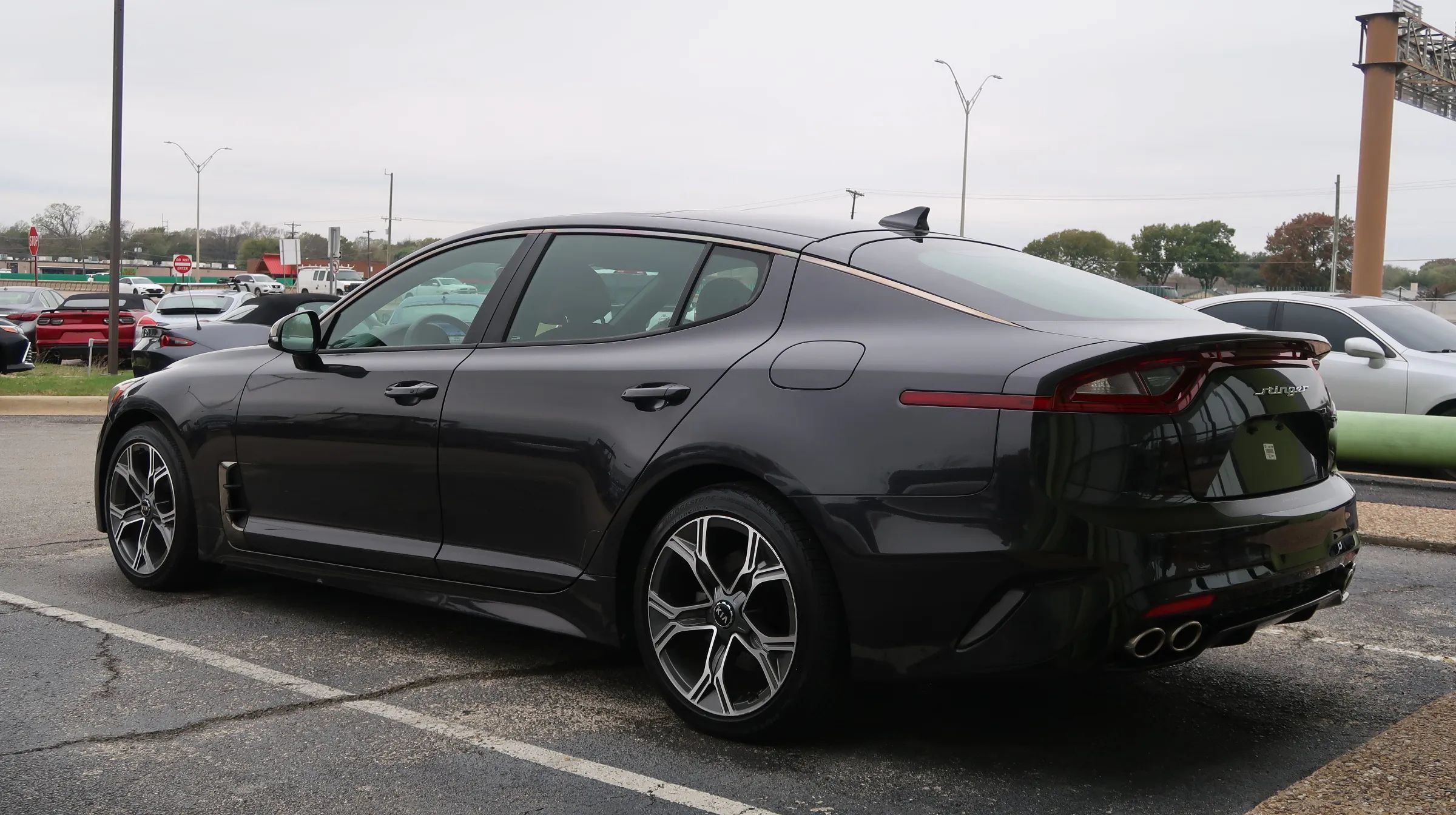 Used 2020 Kia Stinger GT-Line w/ Sun & Sound Package RWD image 9