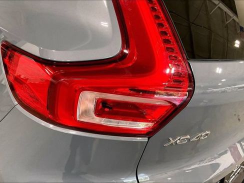 Certified 2023 Volvo XC40 B5 Plus w/ Driver Assist Package AWD/4WD image 33