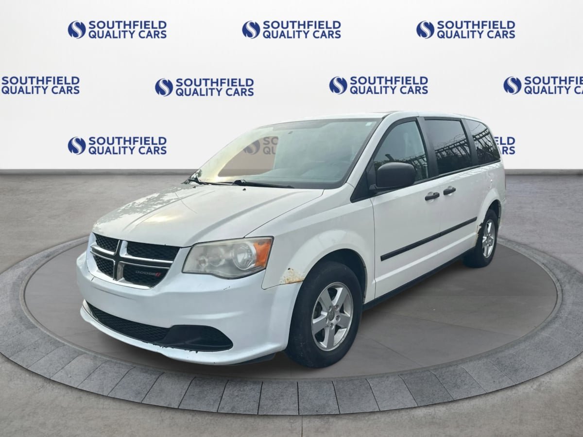 Used 2013 Dodge Grand Caravan SE w/ SE Plus Group FWD image 2