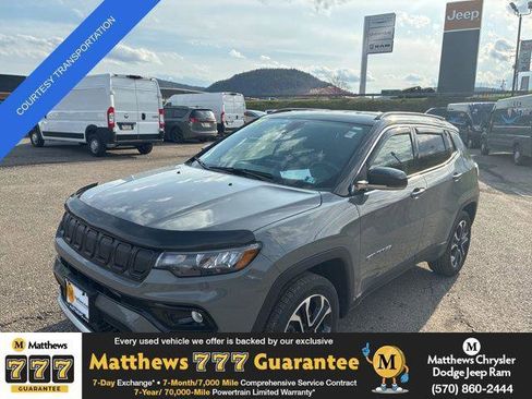 Certified 2022 Jeep Compass Limited AWD/4WD image 1