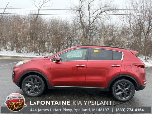 Certified 2020 Kia Sportage S w/ S Sunroof Package image 2