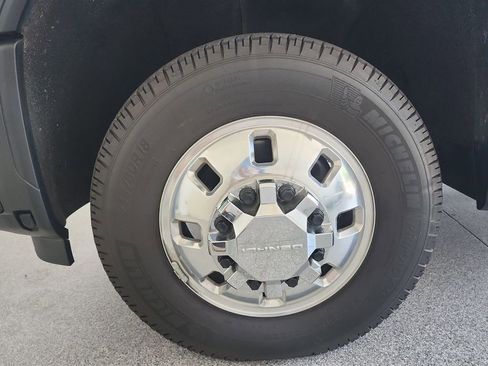 Certified 2024 GMC Sierra 3500 Denali w/ Denali Reserve Package AWD/4WD image 33