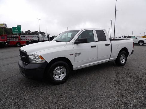 Used 2021 RAM 1500 Tradesman RWD image 3