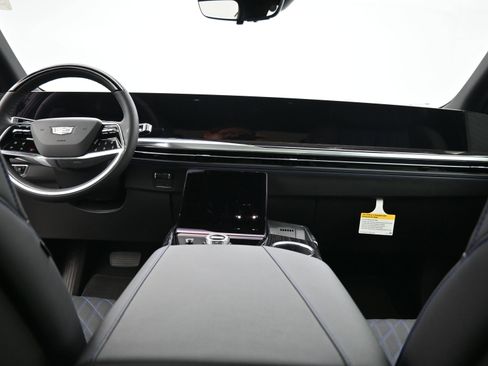 New 2026 Cadillac Escalade IQ Luxury 1 w/ LPO, Floor Liner Package image 9