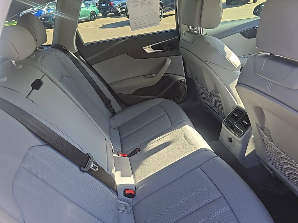 Used 2018 Audi A4 2.0T allroad Premium Plus AWD/4WD image 12
