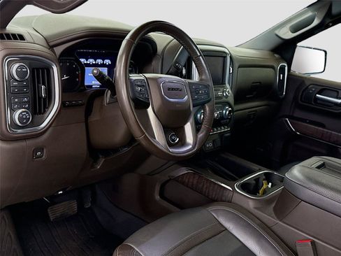 Used 2020 GMC Sierra 1500 Denali w/ Denali Ultimate Package AWD/4WD image 7