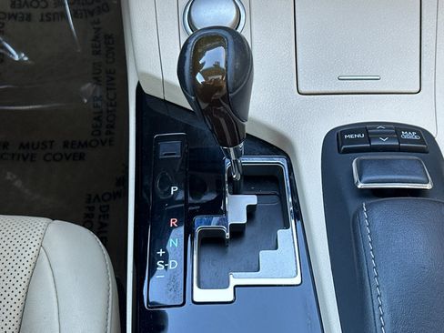 Used 2014 Lexus ES 350 w/ Premium Package image 17