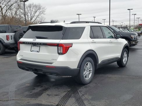 New 2026 Ford Explorer Active image 4