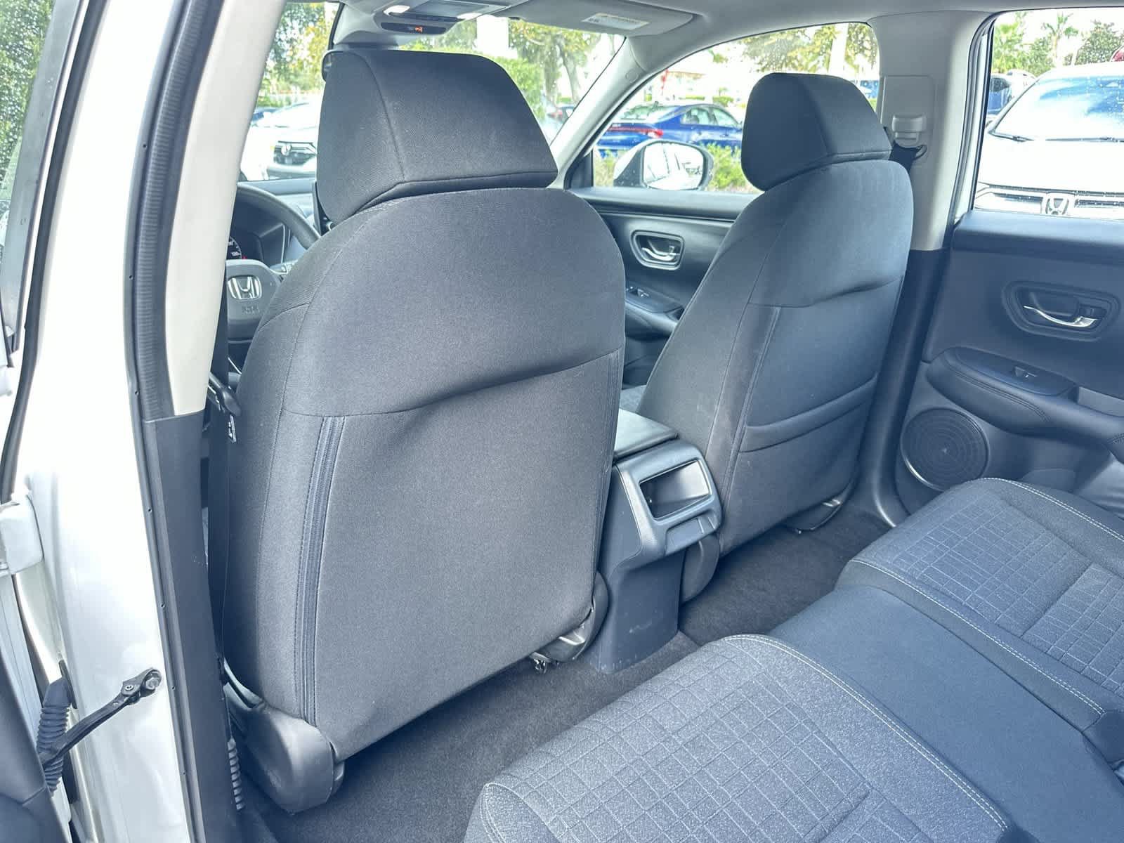 Used 2023 Honda HR-V LX image 14