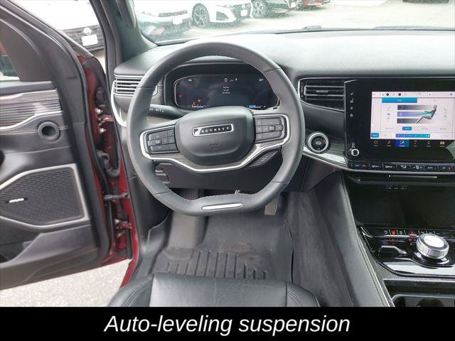Certified 2022 Jeep Wagoneer Series II AWD/4WD image 19
