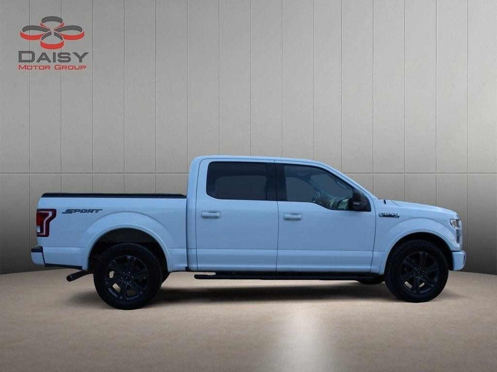 Used 2016 Ford F150 XLT w/ Equipment Group 302A Luxury RWD image 4