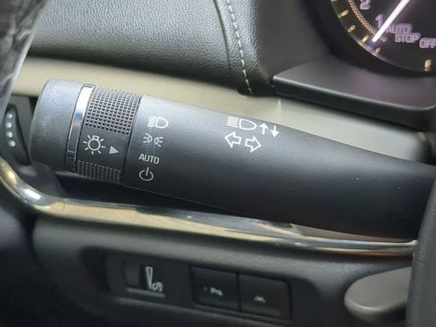 Used 2018 Cadillac ATS Luxury w/ Safety and Security Package image 27