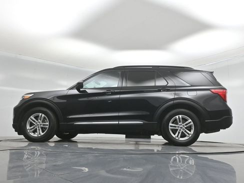Certified 2022 Ford Explorer XLT image 56