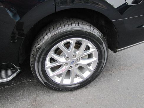 Used 2021 Ford Expedition XLT RWD image 33