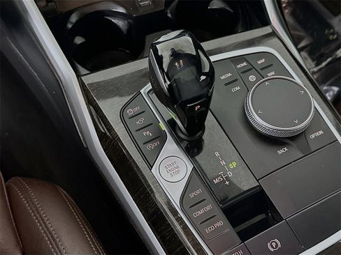 Used 2020 BMW 330i Sedan w/ Convenience Package image 22