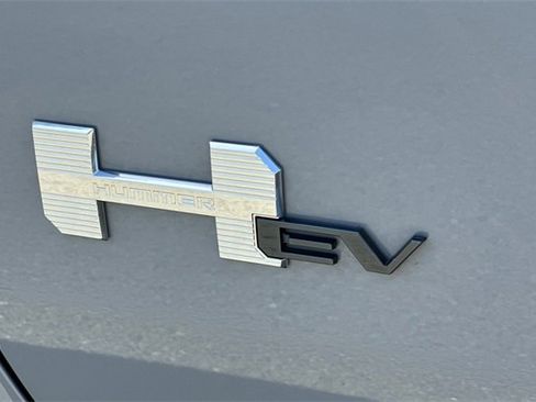Used 2024 GMC Hummer EV 3X w/ Extreme Off-Road Package image 26