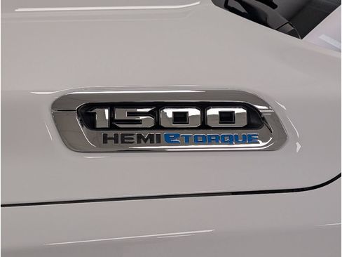 Used 2023 RAM 1500 Big Horn AWD/4WD image 7