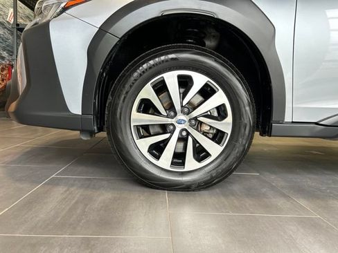 Used 2023 Subaru Outback Premium AWD/4WD image 38