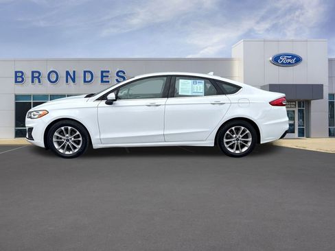 Used 2020 Ford Fusion SE image 1