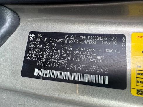 Used 2011 BMW 328i Convertible image 19