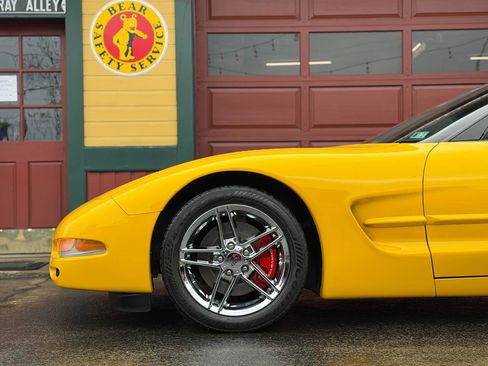 Used 2003 Chevrolet Corvette Convertible w/ Preferred Equipment Group1 image 37