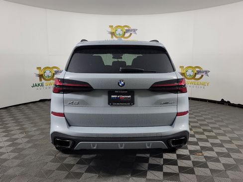 Certified 2026 BMW X5 xDrive40i w/ M Sport Package image 3