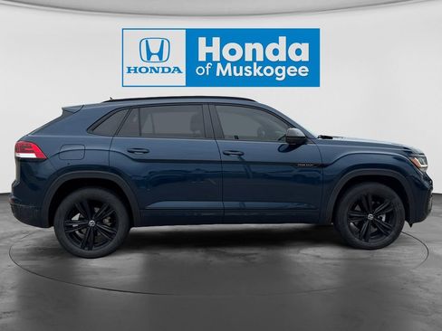 Used 2023 Volkswagen Atlas Cross Sport SEL R-Line AWD/4WD image 7